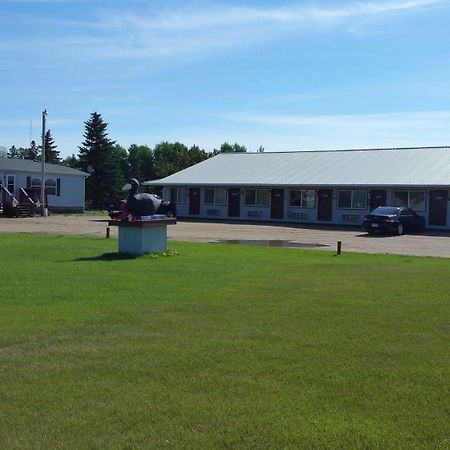 Drake Motel Blackduck Exterior photo