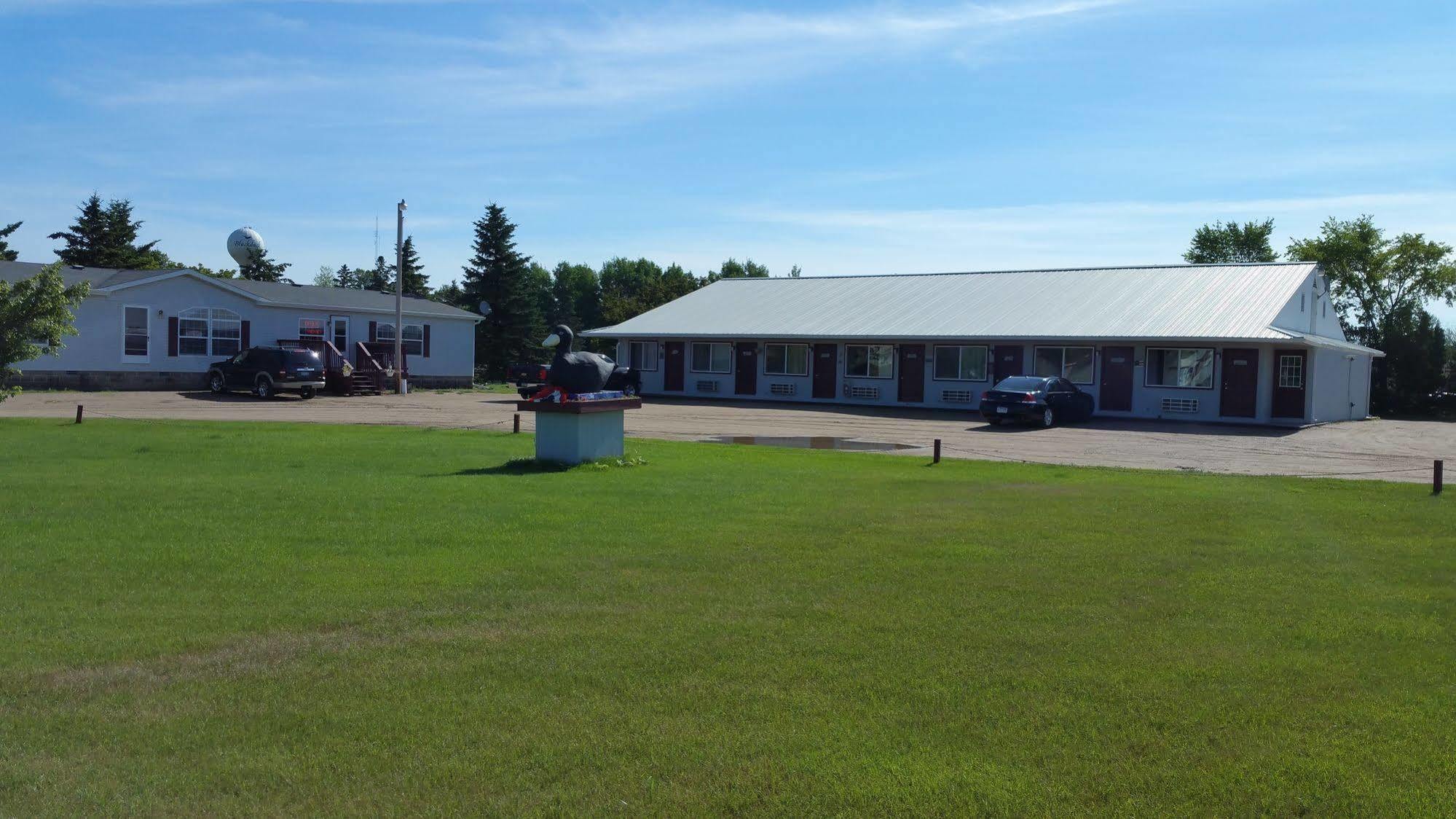 Drake Motel Blackduck Exterior photo